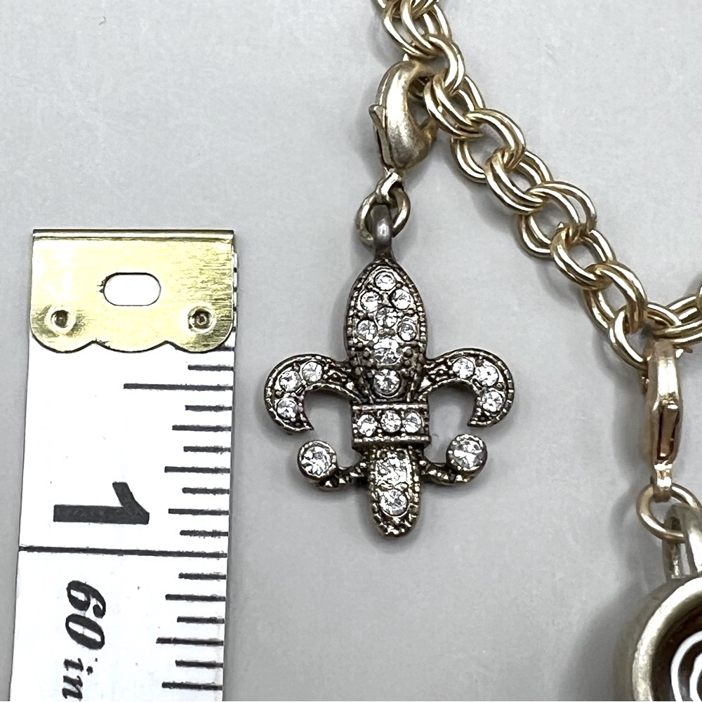 NWT lia sophia Charm bracelet with 4 removable charms, 8”, matte gold, Cute! - Picture 8 of 12